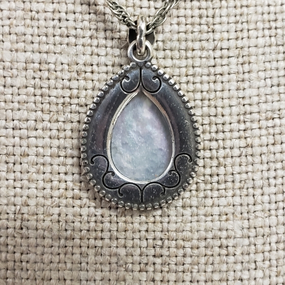 Brighton Raindrop Necklace Mother of Pearl teardrop - Picture 3 of 3